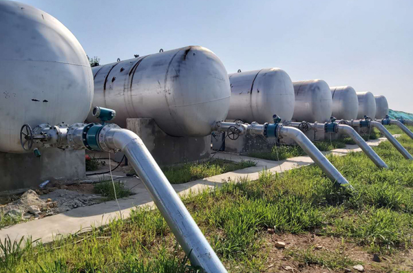 绿水青山在 金山银山来